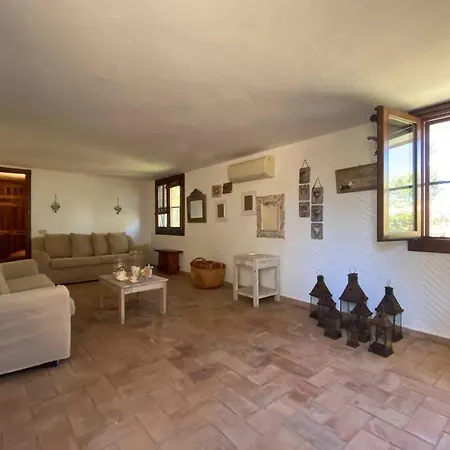 Villa Rubia D Monte Petrosu