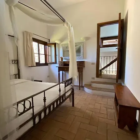 Villa Rubia D * Monte Petrosu